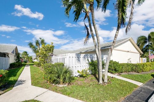 8845 Andy Ct, Boynton Beach, FL 33436-2441