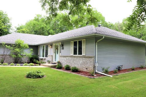 118 Hillview Rd, Williams Bay, WI 53191-3736