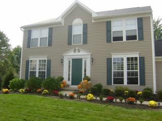 10203 Autumn Cir, Streetsboro, OH 44241-4318