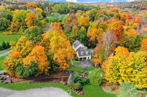25 Oneill Ct, Ridgefield, CT 06877-1726