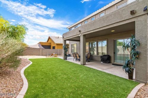 16811 27th Ave, Phoenix AZ 85027-1805 exterior