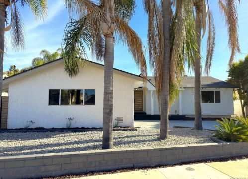 3551 Pomeroy St, San Diego, CA 92123-2325