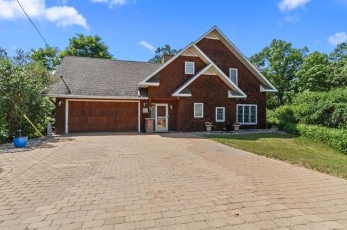 106 River St, Saint Croix Falls, WI 54024-5400