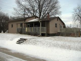 1001 Chestnut St, Clarinda, IA 51632-1942