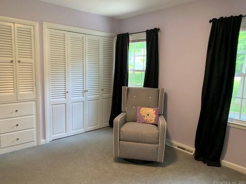 203 Hickory Hill Rd, New Britain CT  06052-1009 exterior