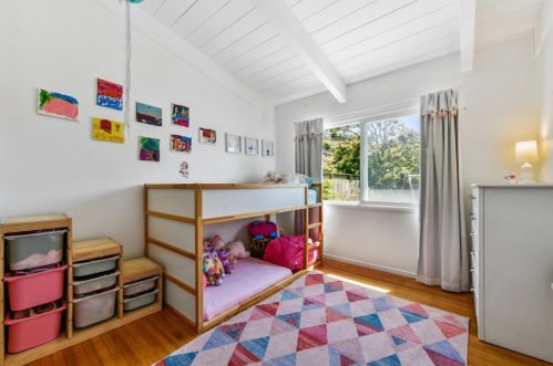 360 Milagra Dr, Pacifica CA  94044-2335 exterior