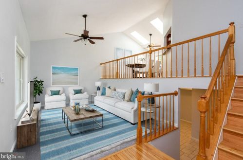 8013 Rocky Run Rd, Gainesville, VA 20155-1743