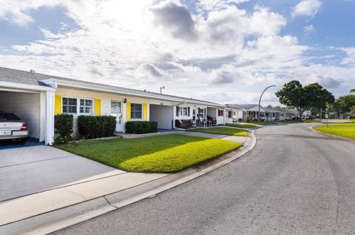 10005 Tulip Street Ct, Pinellas Park, FL 33782