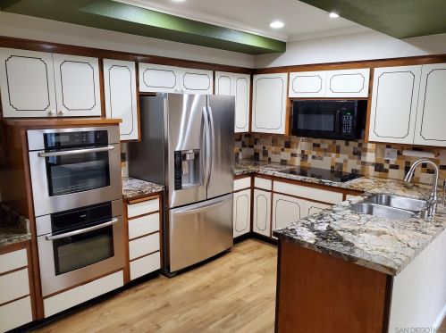 5244 Mount Alifan Dr, San Diego, CA 92111-2621