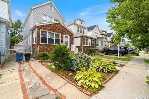 89-36 219th St, Jamaica, NY 11427-2014