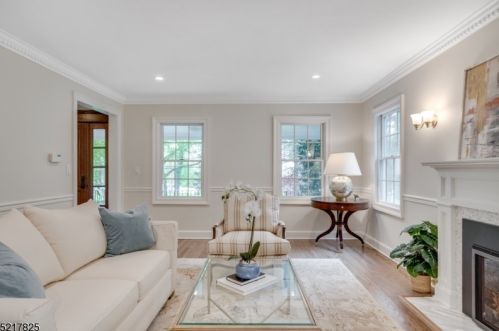 755 Fairmount Ave, Chatham Township NJ  07928-1161 exterior