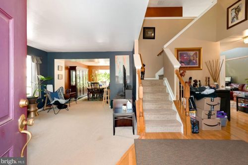 10 Birmingham Dr, Columbus NJ  08022-2342 exterior