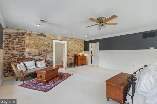 737 Hoover Rd, Blue Bell PA  19422-2015 exterior