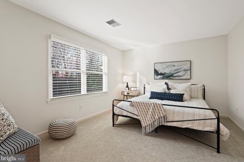 3211 Winter Sun Ter, Herndon VA  20171-1939 exterior