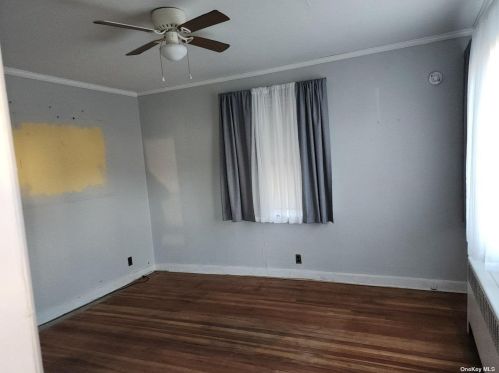 12 5th St, Floral Park NY  11003-2831 exterior