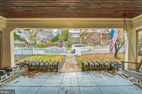 5 Maple Ave, Cynwyd, PA 19004-3120