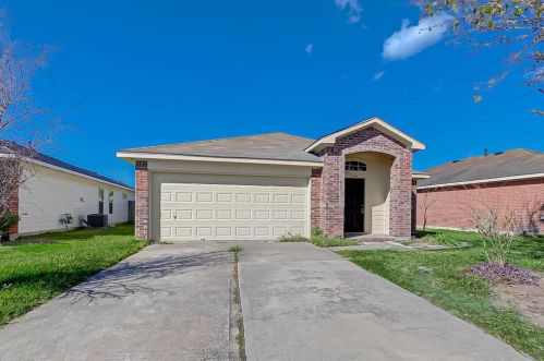 7734 Eldergrove Ln, Richmond TX  77407-2052 exterior