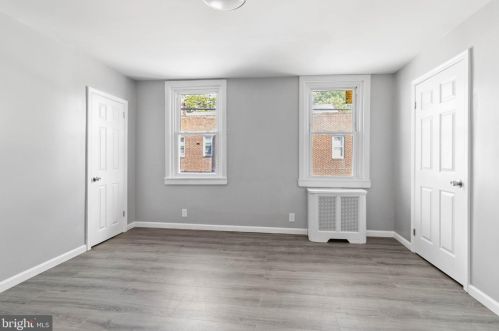 125 Chew Ave, Philadelphia PA 19120-0025 exterior