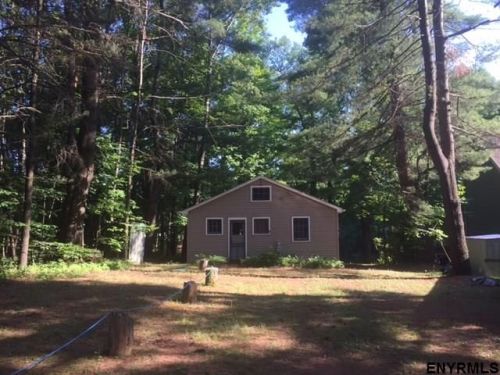 1021 Camp Ave, Broadalbin, NY 12025-2732
