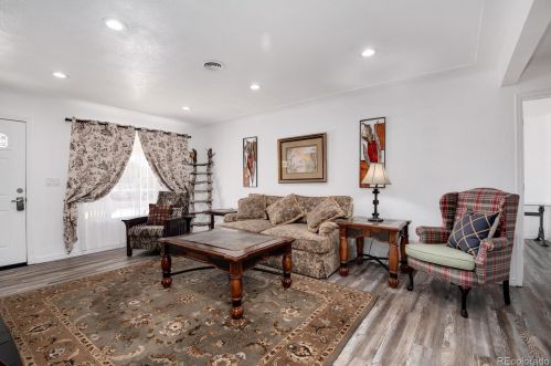 1156 Scranton St, Denver CO  80011-6408 exterior