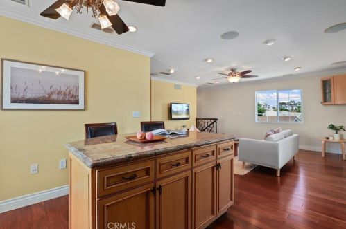 5101 133rd St, Hawthorne CA  90250-5054 exterior