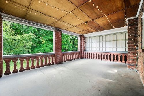 413 Janice Dr, Pittsburgh PA  15235-3022 exterior