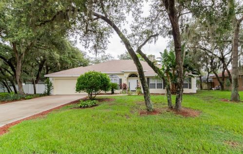 1844 Farrington Dr, Lakeland, FL 33809-6825