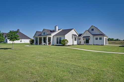 1541 Highland Rd, Waxahachie, TX 75167-8424