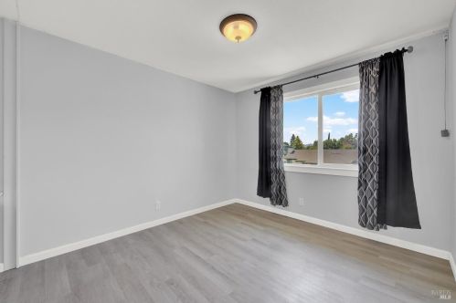 206 Donegal Ct, Vacaville CA  95688-9217 exterior