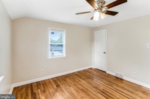 104 South Pl, New Castle DE  19720-2736 exterior