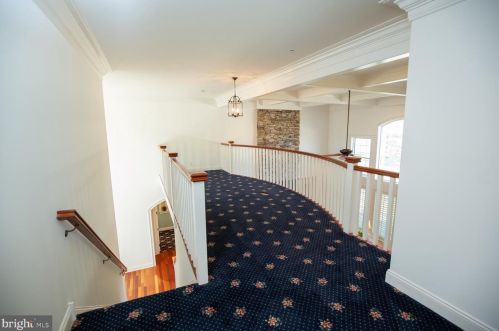 108 Gift Cir, Prospectville PA 19002-2732 exterior