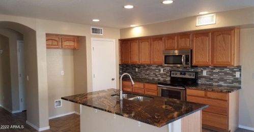 25592 Crown King Rd, Buckeye, AZ 85326-9139