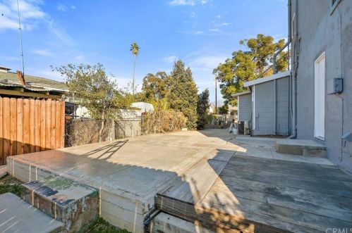 1631 Ohio St, Redlands CA  92374-2241 exterior