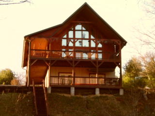 398 Riverside Dr, Edwards Crossroads, NC 28675-9064