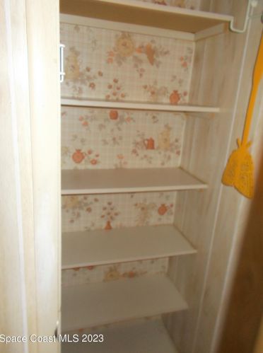 927 Hyacinth Cir, Sebastian FL  32976-7668 exterior