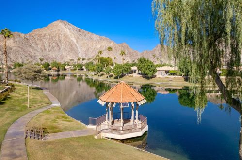 48211 Vista De Nopal, La Quinta CA  92253-2275 exterior