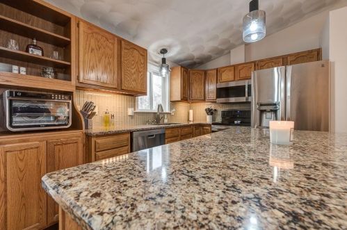 21 Jaffrey St, Providence RI  02919-6632 exterior