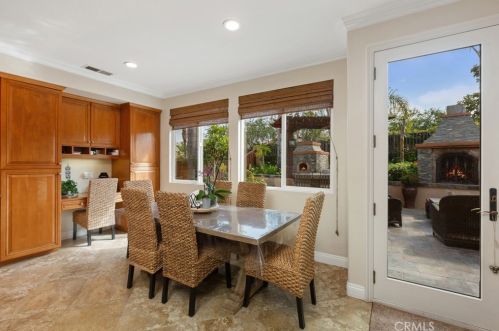 6468 Paseo Cerro, Carlsbad CA  92009-1904 exterior