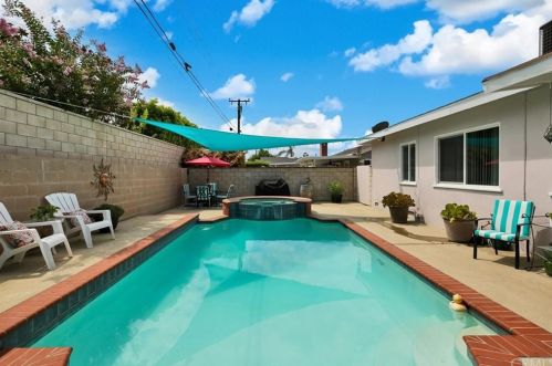 620 Stiteswood Ave, Glendora CA  91740-4327 exterior