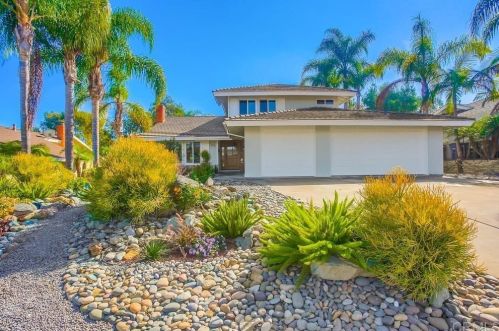 715 Fresca Ct, Solana Beach, CA 92075-2436