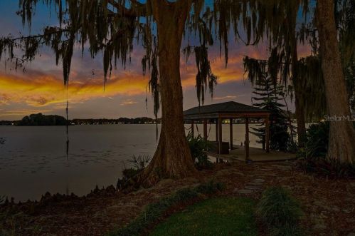 155 Oakleigh Ln, Maitland FL  32751-5838 exterior