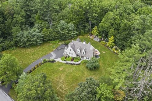 17 Whitney Rd, Berlin, MA 01503-1653