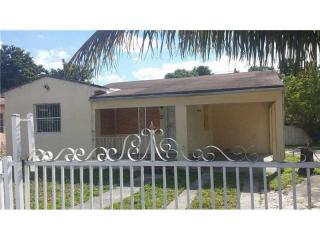 3194 49th St, Miami, FL 33142-3421