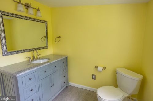 405 3rd Ave, Runnemede NJ  08078-1410 exterior