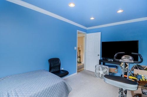 352 Park Ave, Valpo IN  46383-4645 exterior