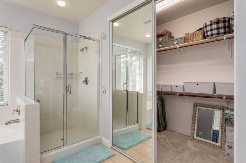 4264 Borderlands Dr, Rancho Cordova CA 95742-7754 exterior