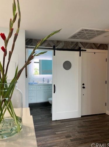 5313 Marina Pacifica Dr, Long Beach CA 90803-3884 exterior