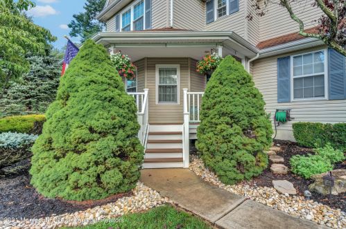 305 Bartley Rd, Jackson Twp NJ  08527-1166 exterior