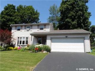 56 Shoreway Dr, Rochester, NY 14612-1224