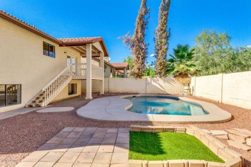 425 Ocean Dr, Gilbert, AZ 85233-6642